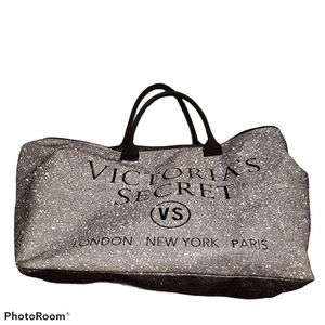 Victoria secret duffle bag